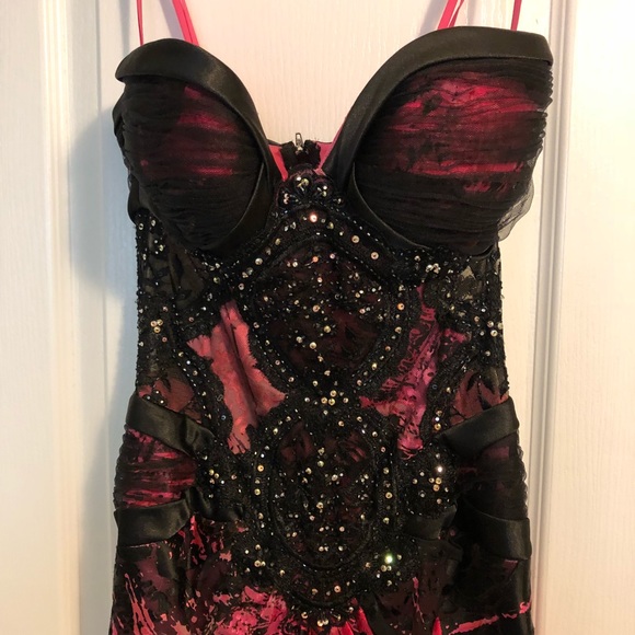 Prom/formal dress - Picture 2 of 5